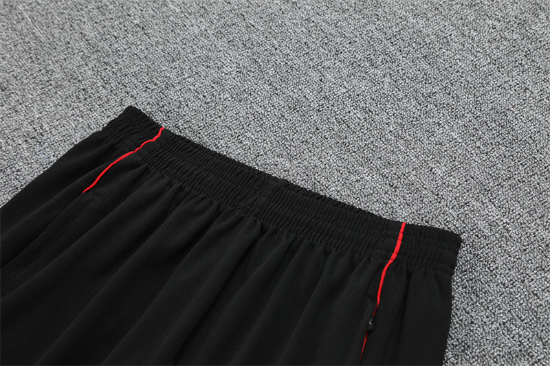 Manchester United Training Tracksuits 25/26 Football Kit product image 8