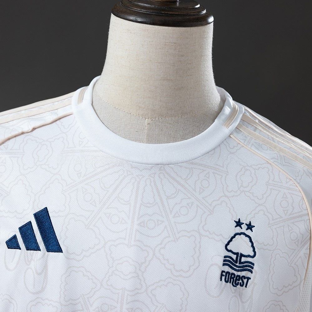 Nottingham Forest Jersey 25/26 Away Football Kit product image 8