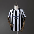 Newcastle United Jersey 2003-05 Home Retro Football Kit product image 1