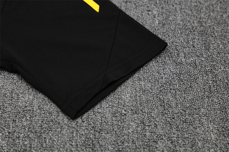 Manchester United Training Tracksuits 25/26 Football Kit product image 8