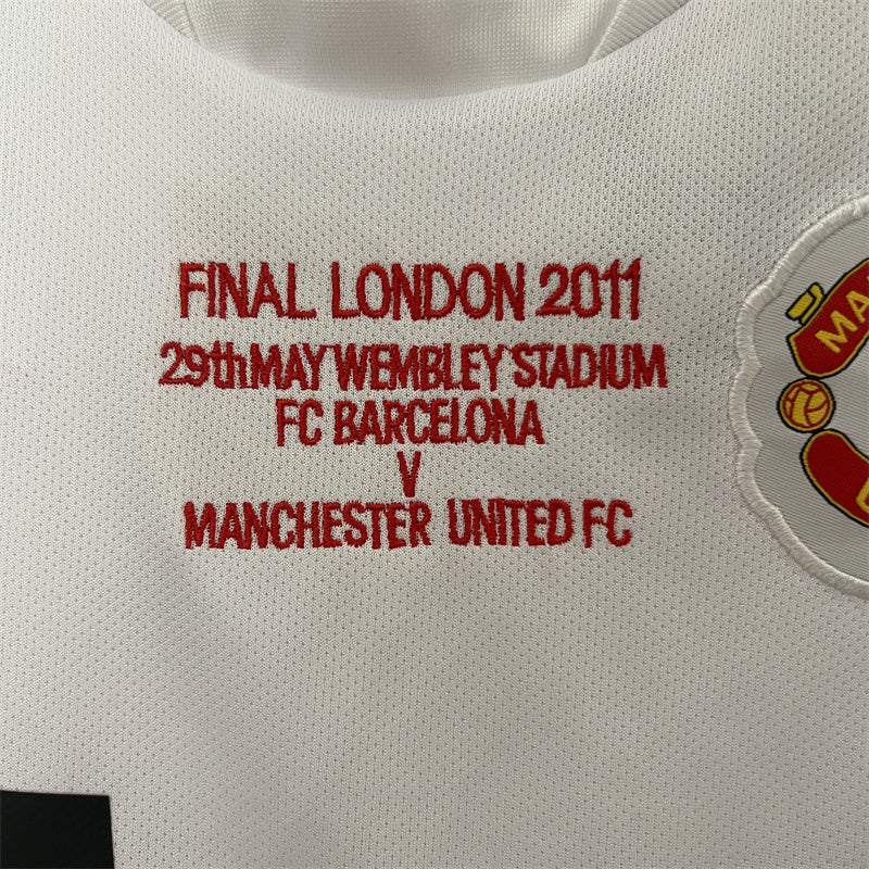 Retro Kids Manchester United Away Jersey 10/11 product image 5