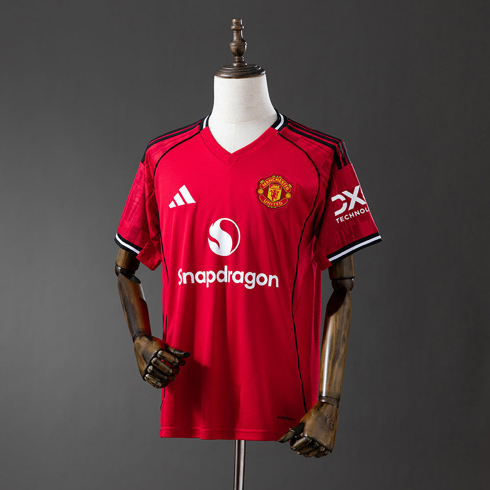 Manchester United Jersey 25/26 Home Kit Fans Version product image 1