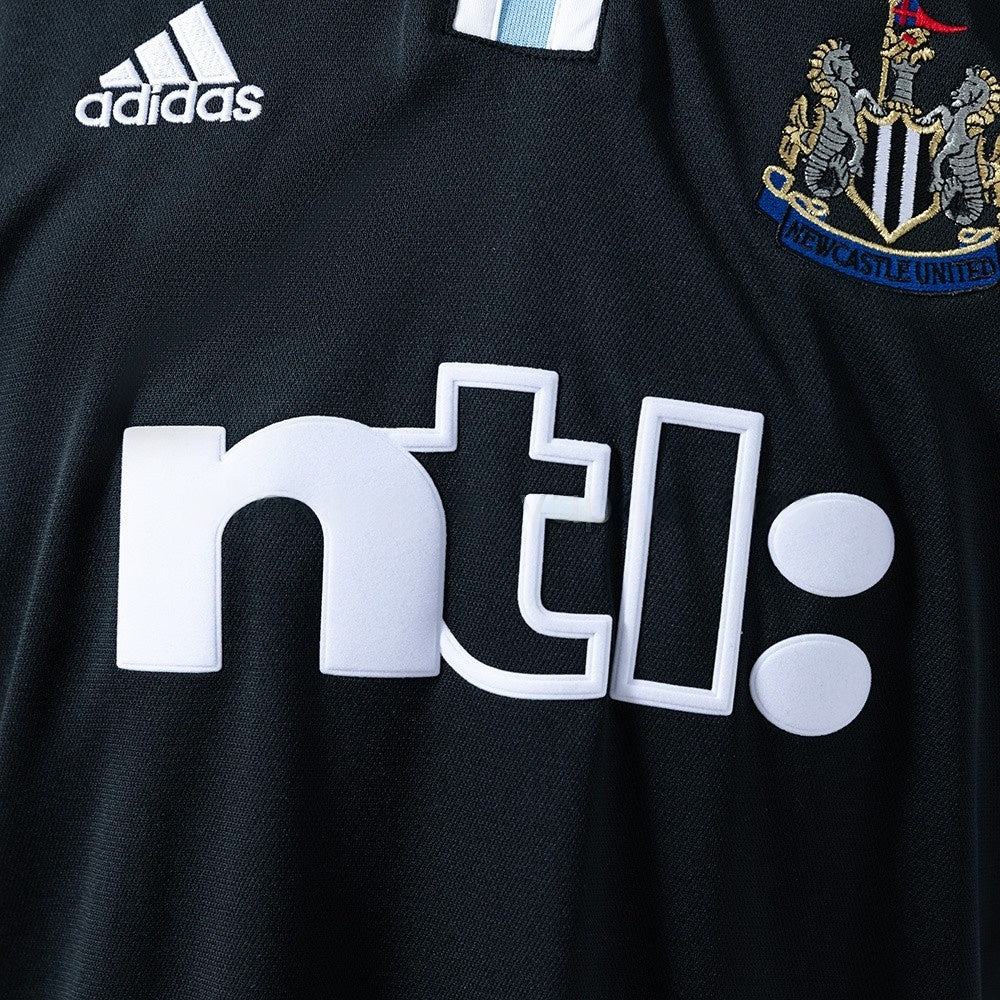 Newcastle United Jersey 2000-01 Away Retro Kit product image 6