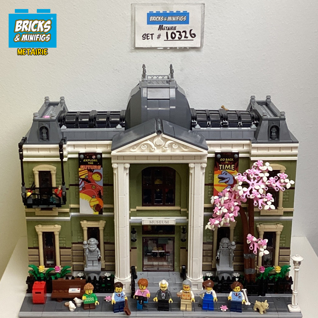 10326 Natural History Museum (U) product image 2, provided for visual reference and product detail review