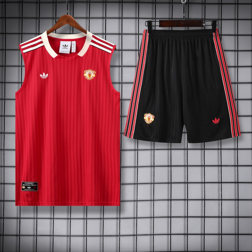 Manchester United Vest Set Training Tracksuits 25/26 product image 1