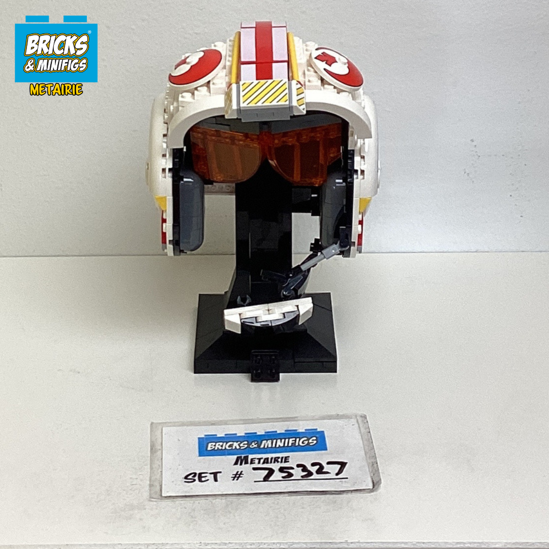 75327 Luke Skywalker (Red Five) Helmet (U2) product image 1, provided for visual reference and product detail review