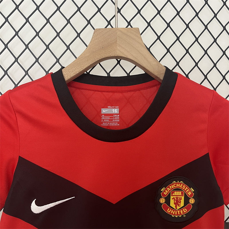 Retro Kids Manchester United Home Jersey 09/10 product image 2
