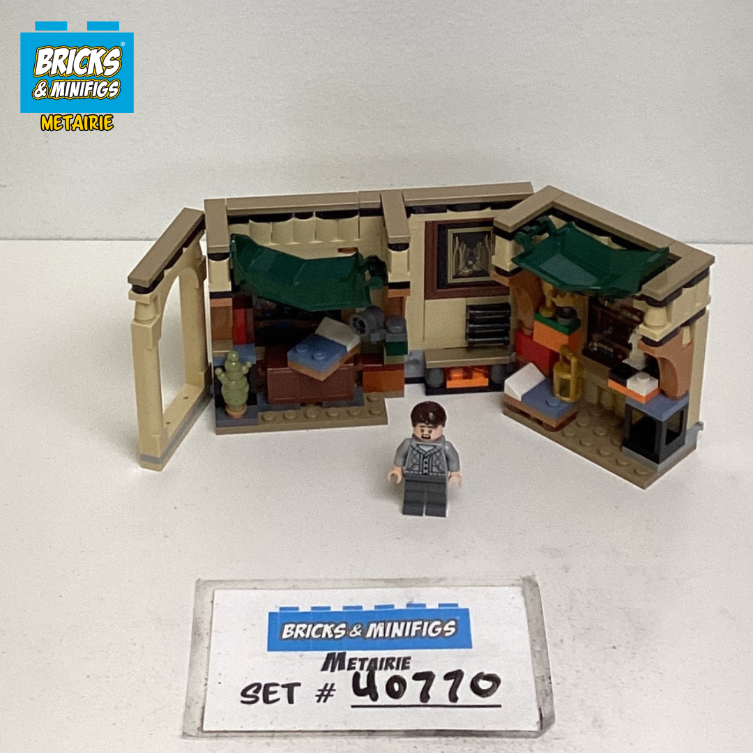 40770 Hogwarts Castle: Room of Requirement (U) product image 1, provided for visual reference and product detail review