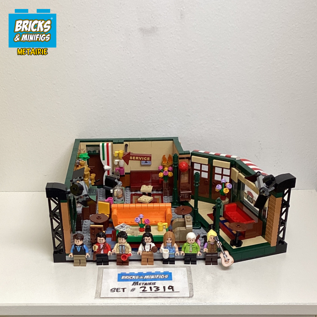 21319 Central Perk (U) product image 1, provided for visual reference and product detail review