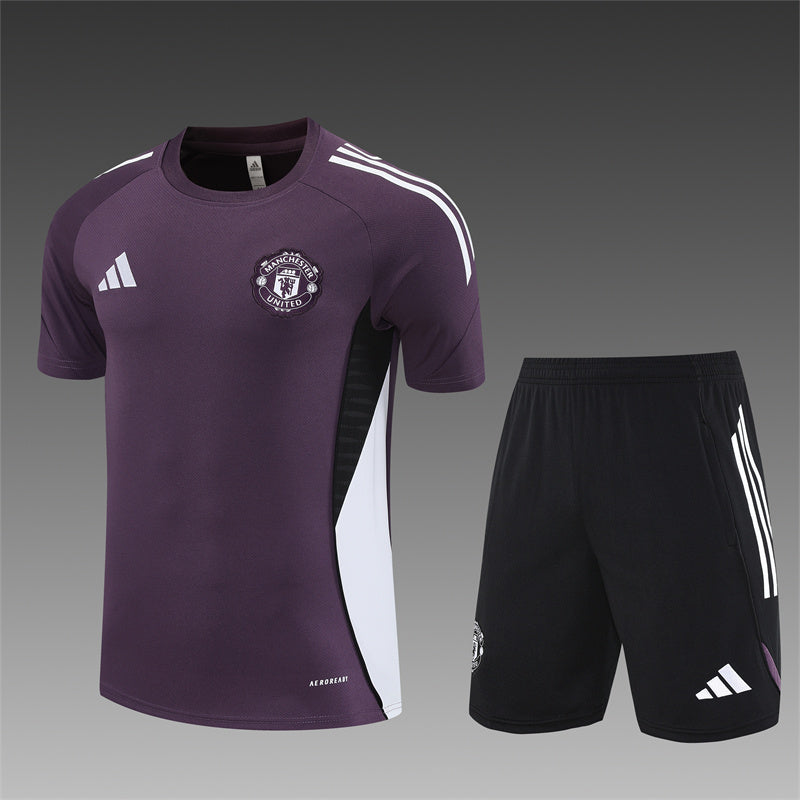 Manchester United Training Tracksuits 25/26 Football Kit product image 1