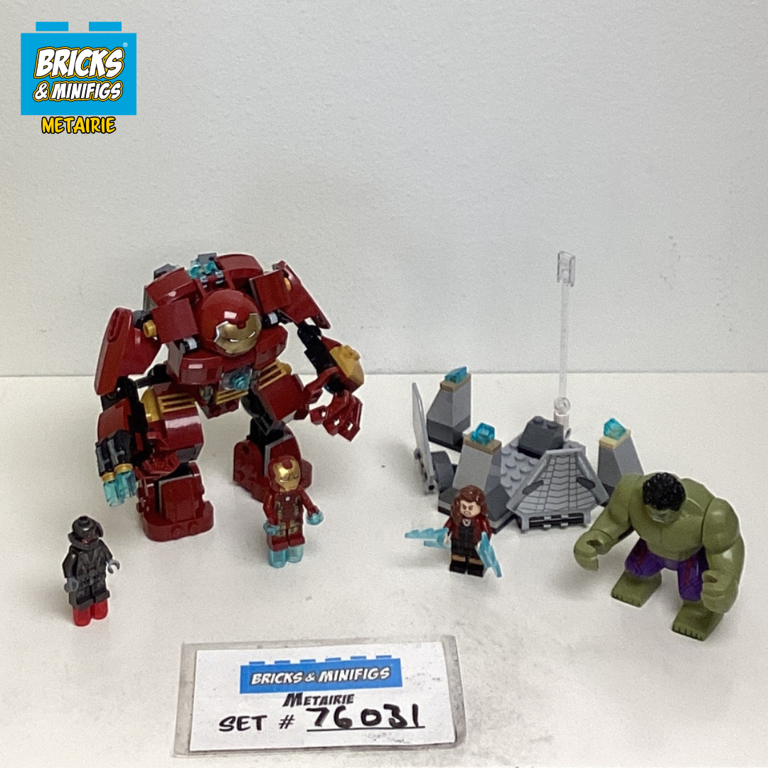76031 The Hulk Buster Smash (U) product image 1, provided for visual reference and product detail review