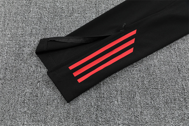 Manchester United Training Tracksuits 25/26 Football Kit product image 12