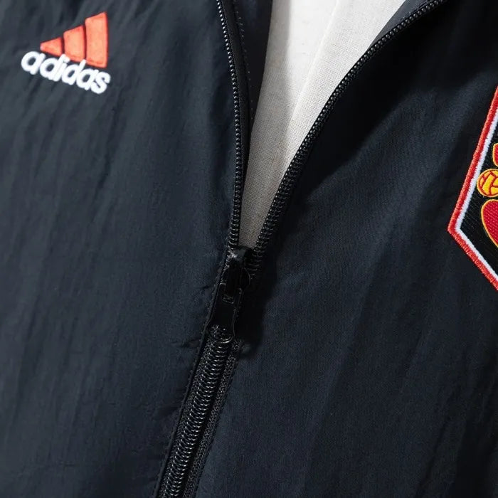 Manchester United Windbreaker 2025/26 Reversible Football product image 6