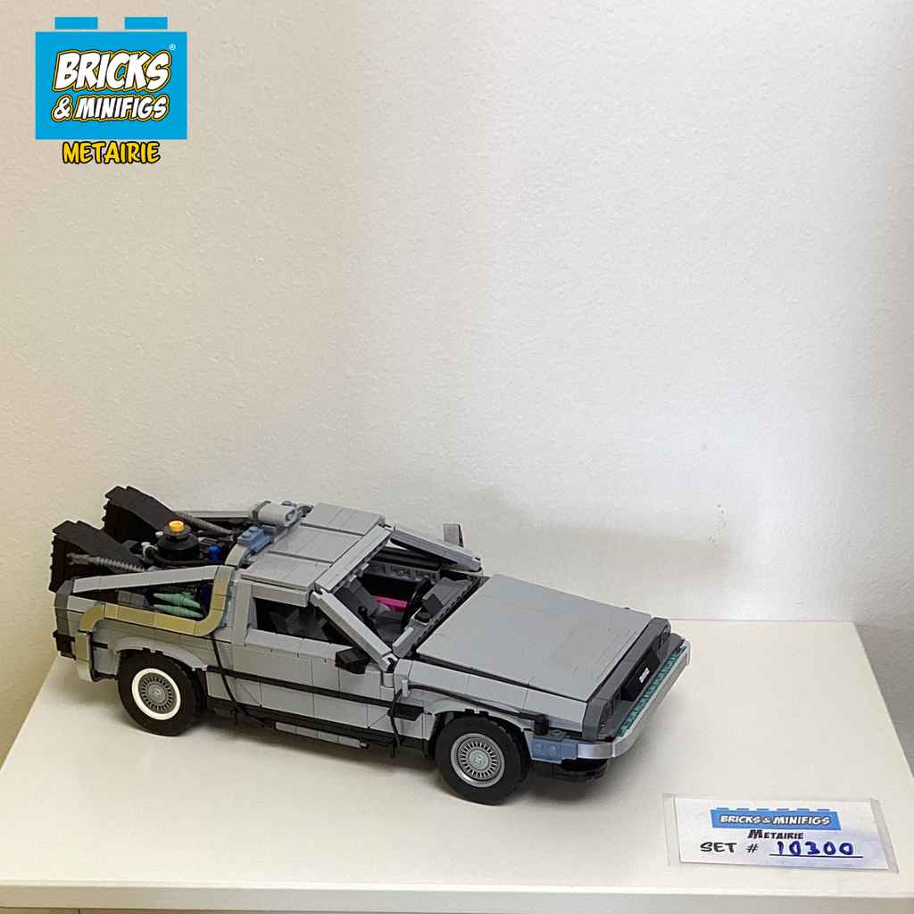 10300 Back to the Future Time Machine (U2) product image 1, provided for visual reference and product detail review