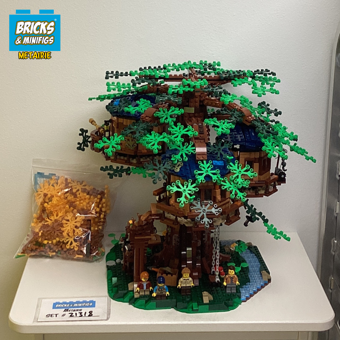 21318 Tree House (U) product image 1, provided for visual reference and product detail review