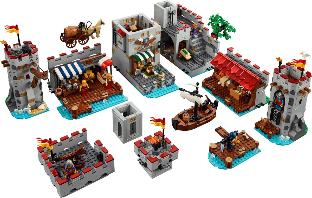 910047 (BL) Medieval Seaside Market product image 3, provided for visual reference and product detail review