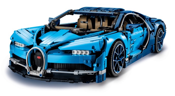 42083 LEGO Bugatti Chiron product image 3, provided for visual reference and product detail review