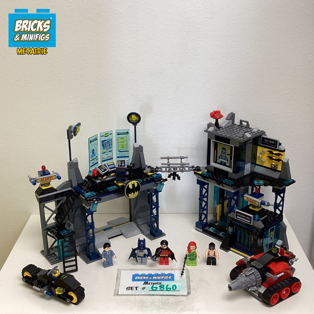 6860 The Batcave (U) product image 1, provided for visual reference and product detail review