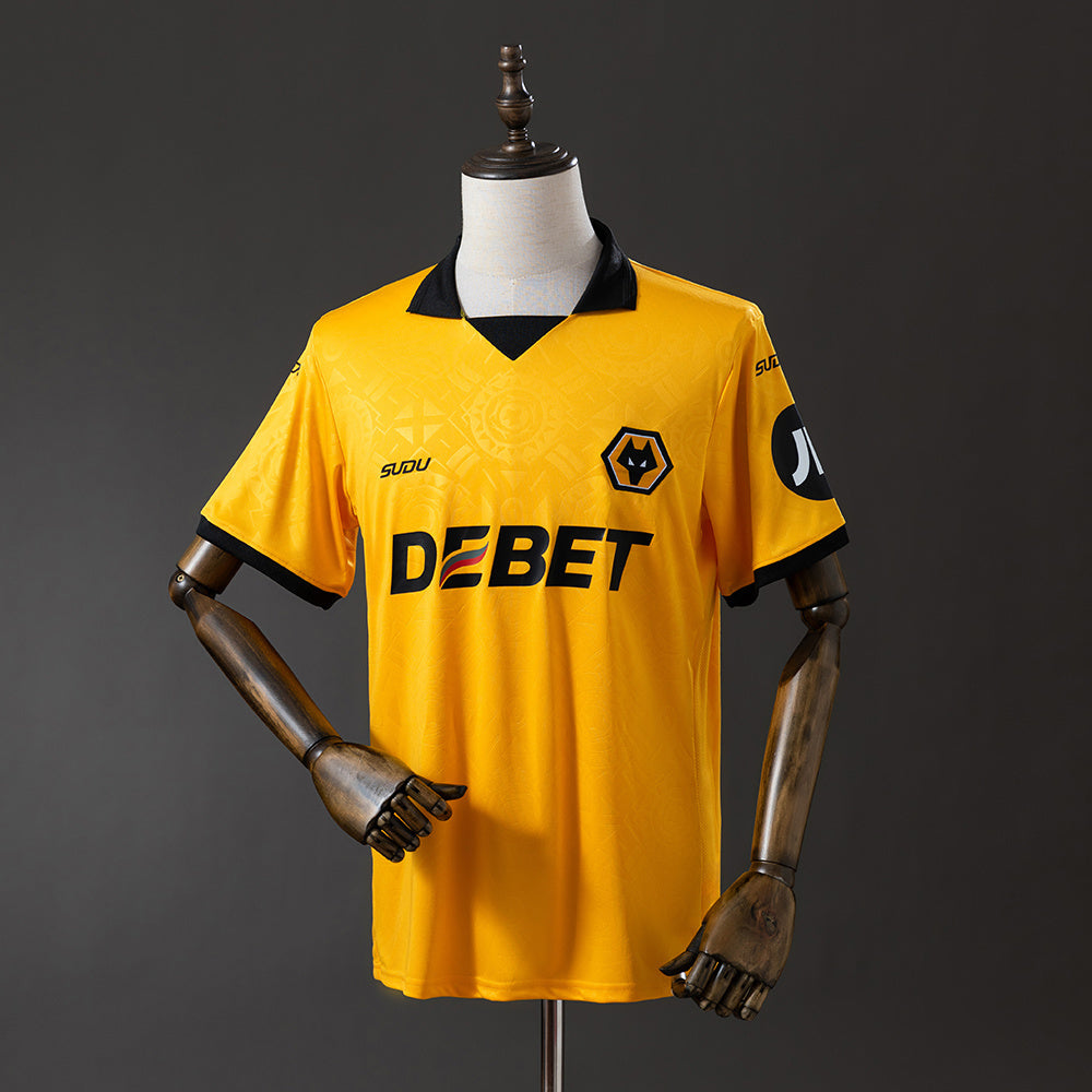 Wolves Jersey 2025 Home Football Kit product image 1