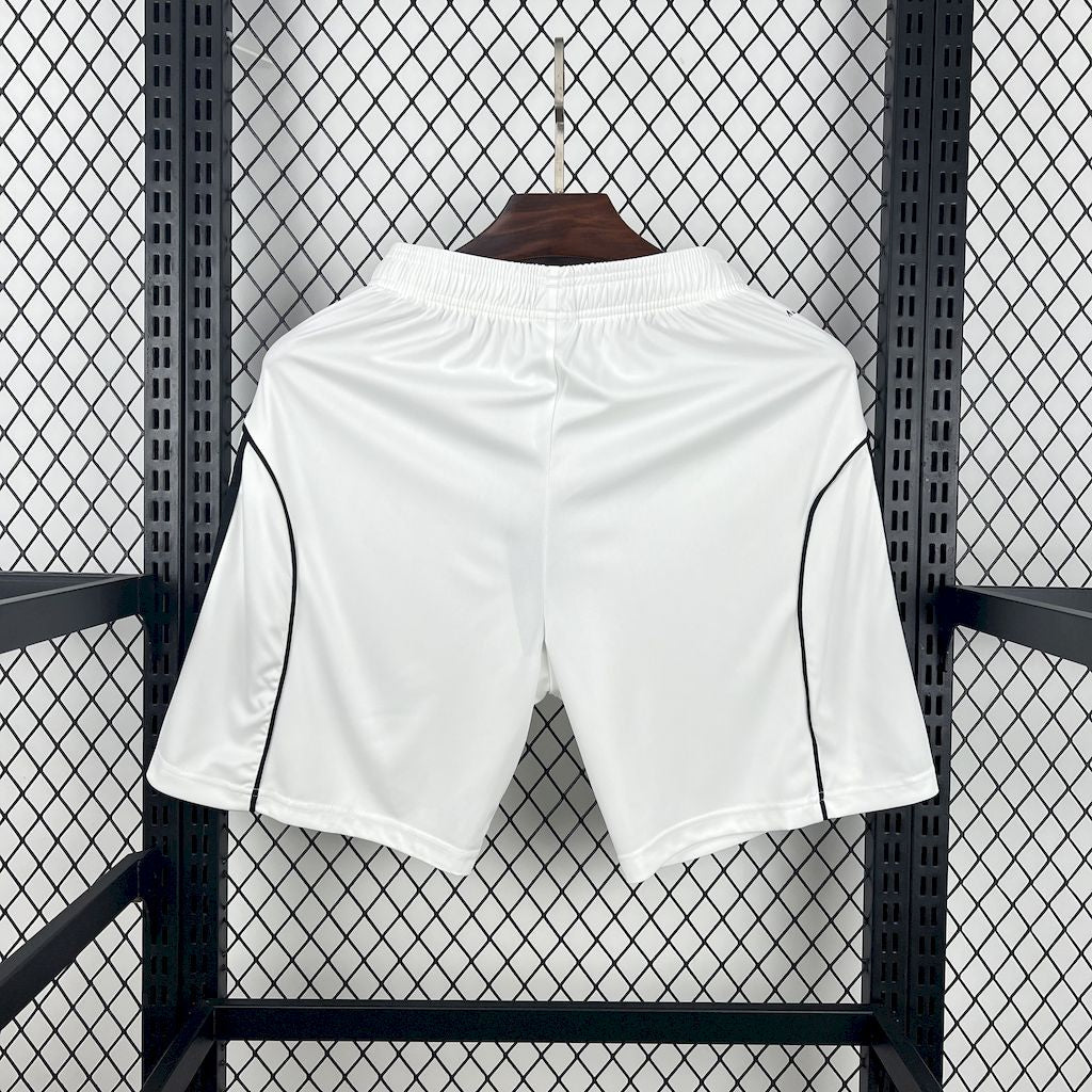 Manchester United Shorts 25/26 Home White Football Kit product image 6