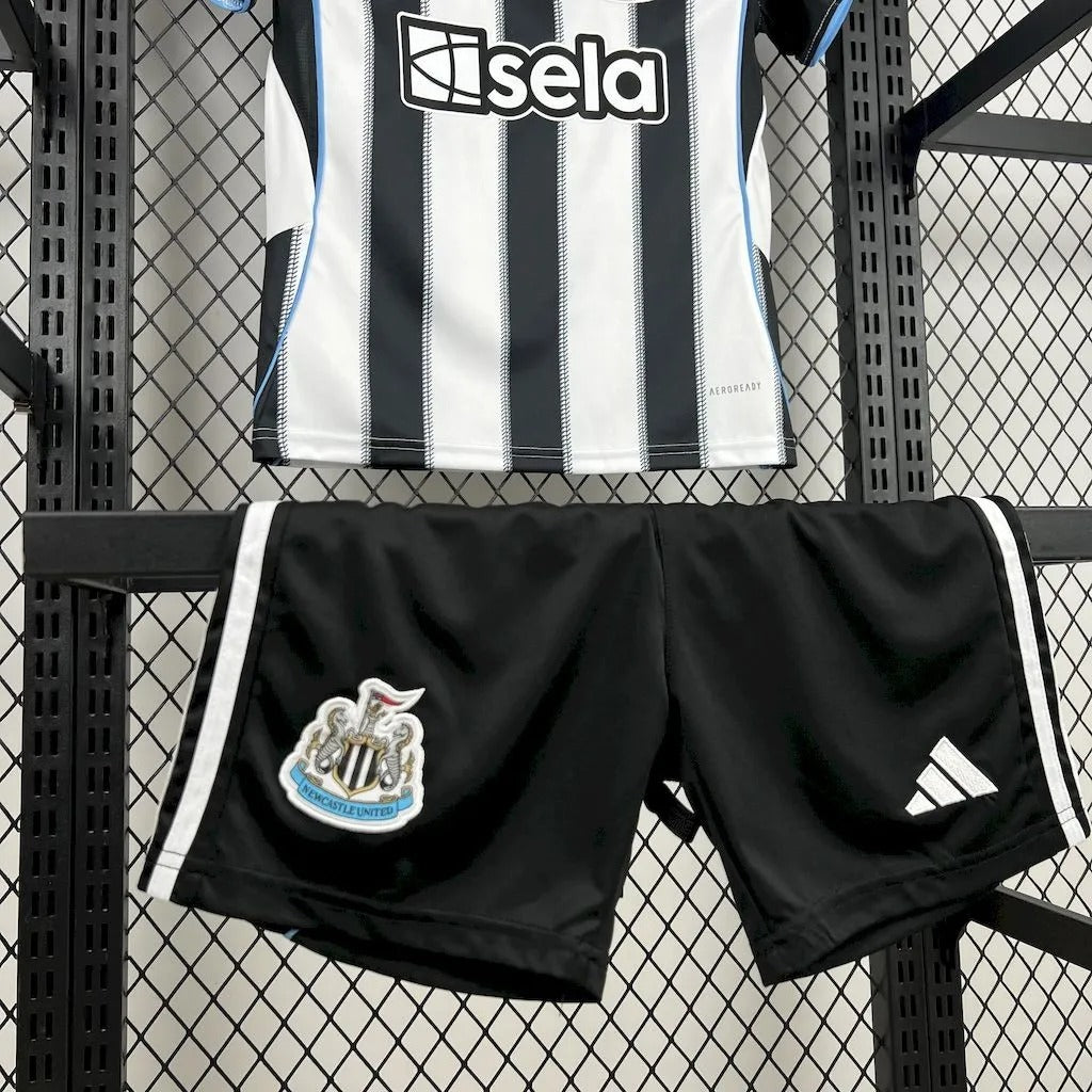 Kids Newcastle United Jersey 25/26 Home Football Kit Soccer product image 7