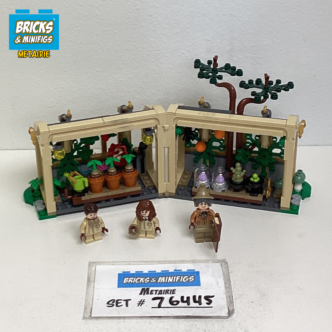 76445 Hogwarts Castle: Herbology Class (U) product image 1, provided for visual reference and product detail review