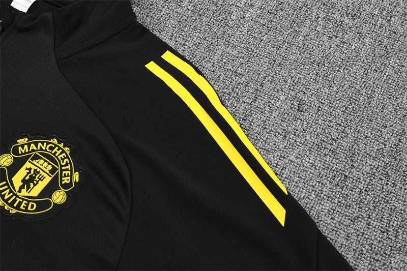 Manchester United Training Tracksuits 25/26 Football Kit product image 5