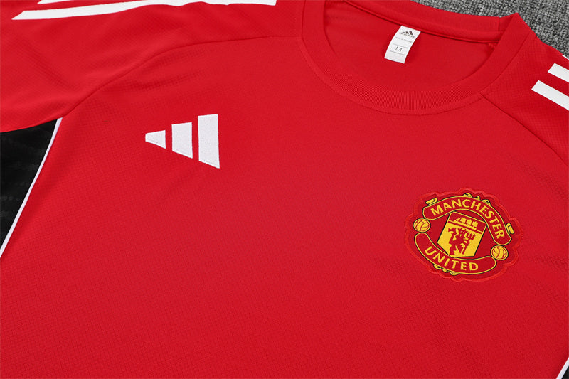 Manchester United Training Tracksuits 25/26 Football Kit product image 4