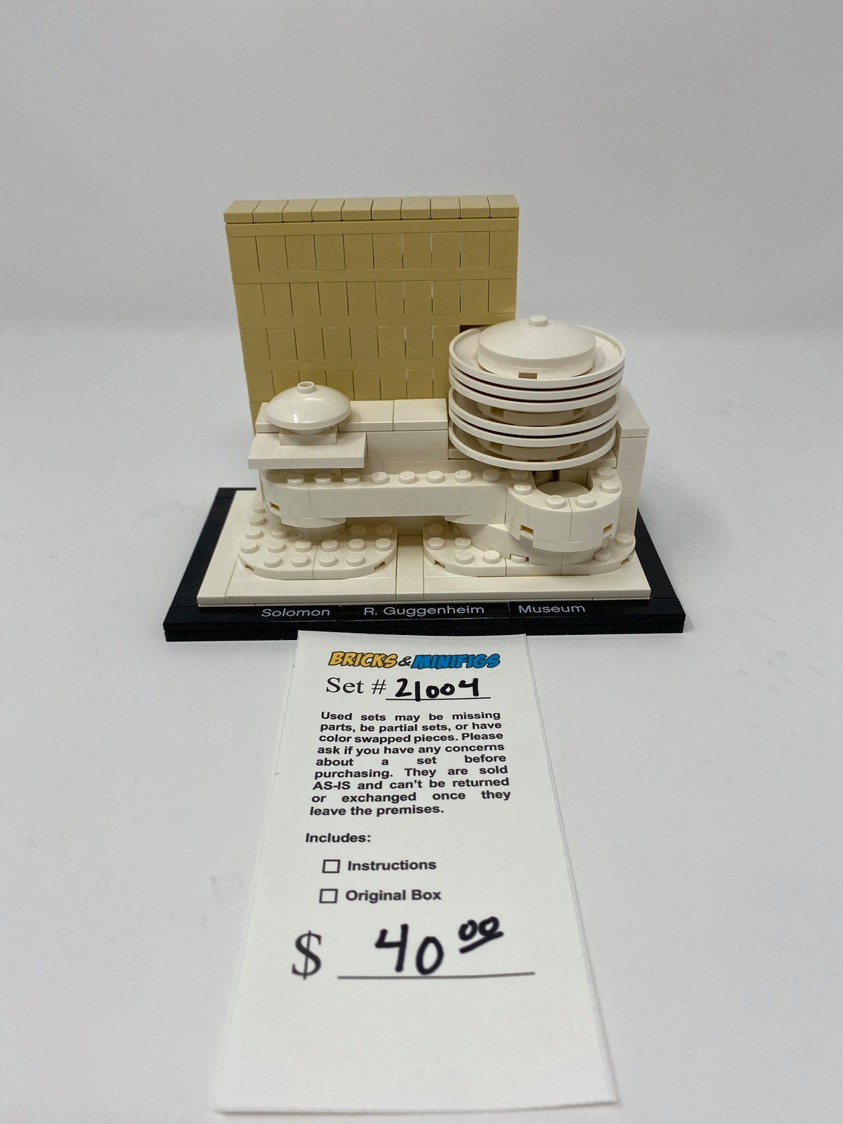 21004 Solomon R. Guggenheim Museum (U) product image 1, provided for visual reference and product detail review
