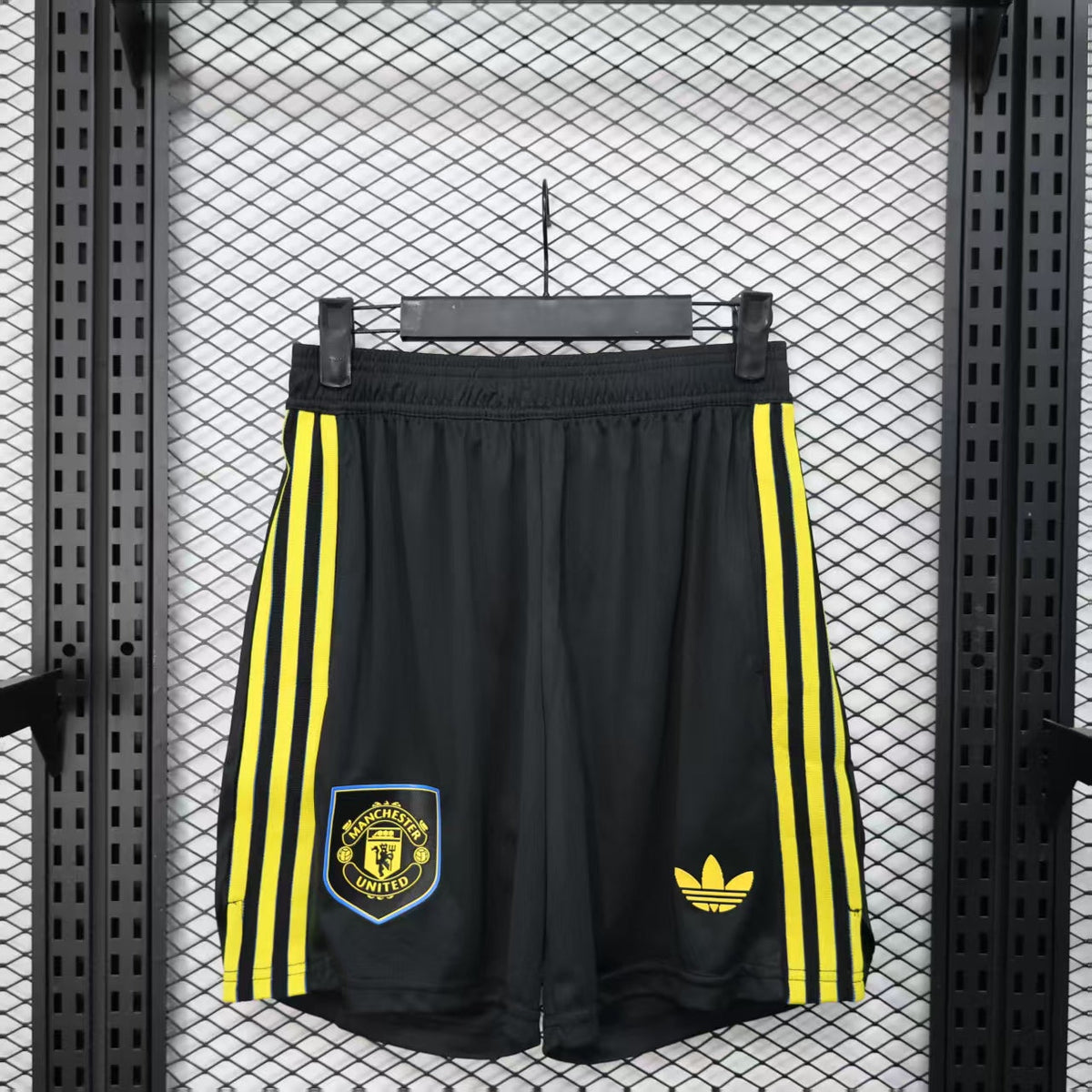 Player Version Manchester United Shorts 25/26 Black product image 1