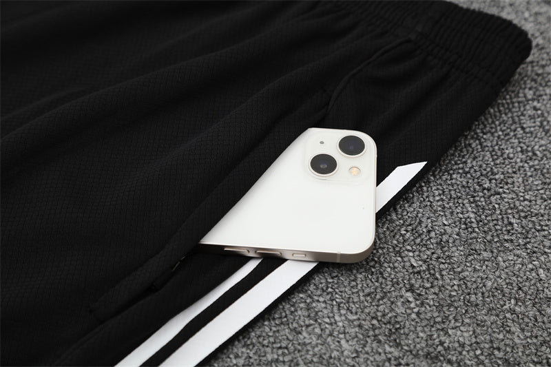 Manchester United Training Tracksuits 25/26 Football Kit product image 15