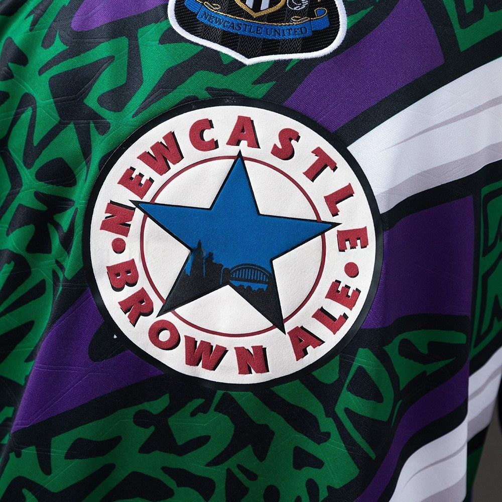 Newcastle United Jersey 1995-96 Goalkeeper Retro Football product image 5