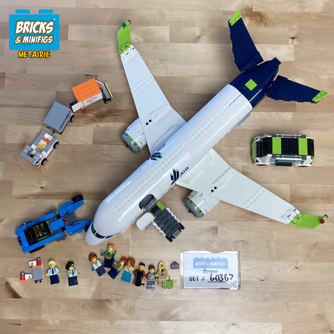 60367 Passenger Airplane (U) product image 1, provided for visual reference and product detail review