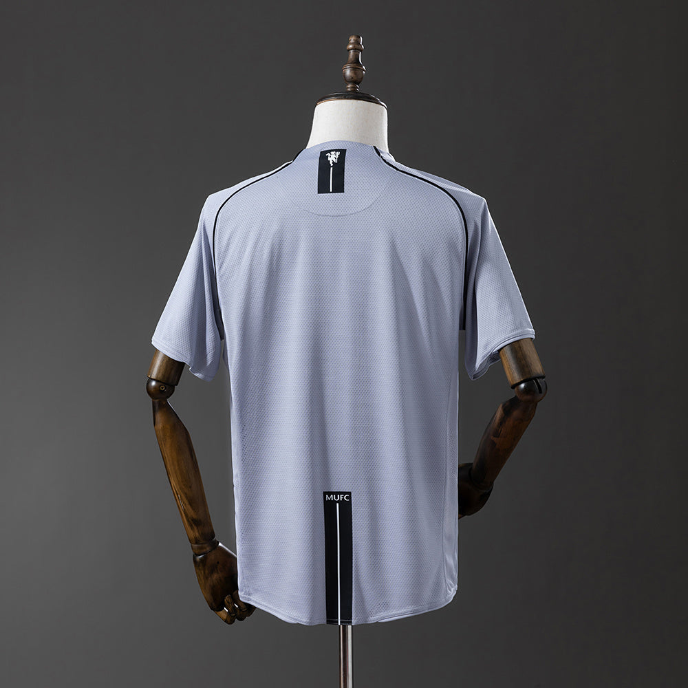 Manchester United Jersey 2007/08 Grey Goalkeepe Retro Kit product image 2