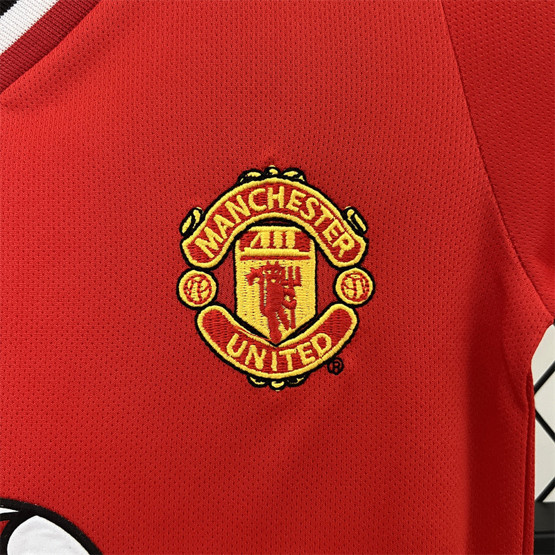 Retro Kids Manchester United Home Jersey 00/01 product image 4
