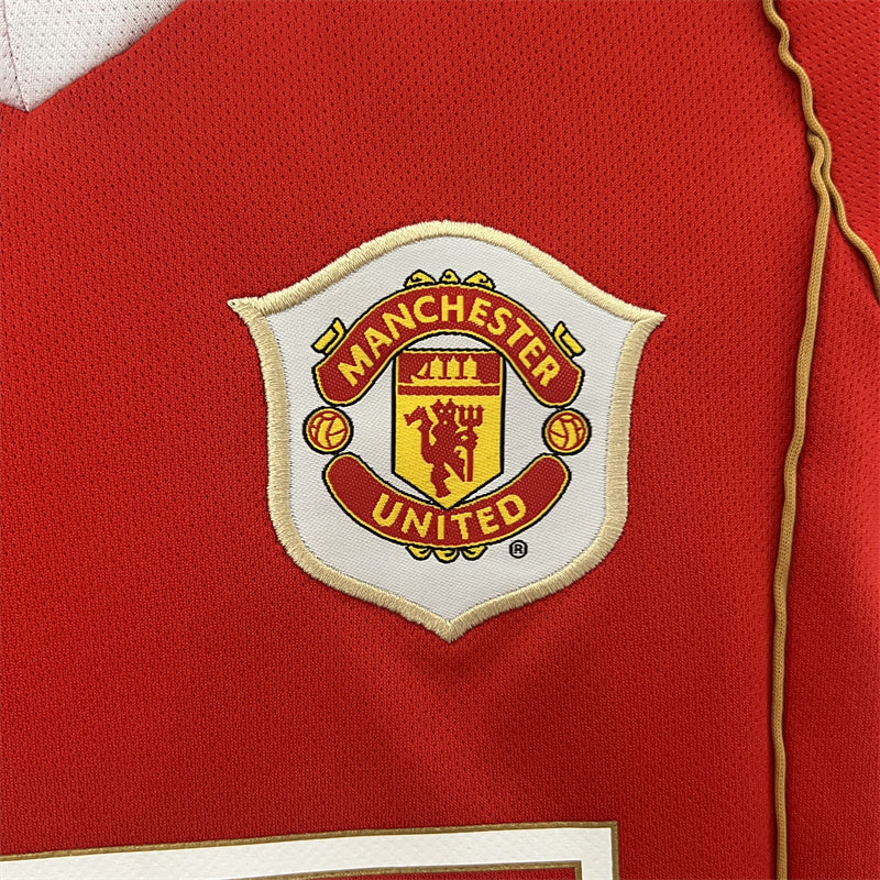 Retro Kids Manchester United Home Jersey 06/07 product image 4