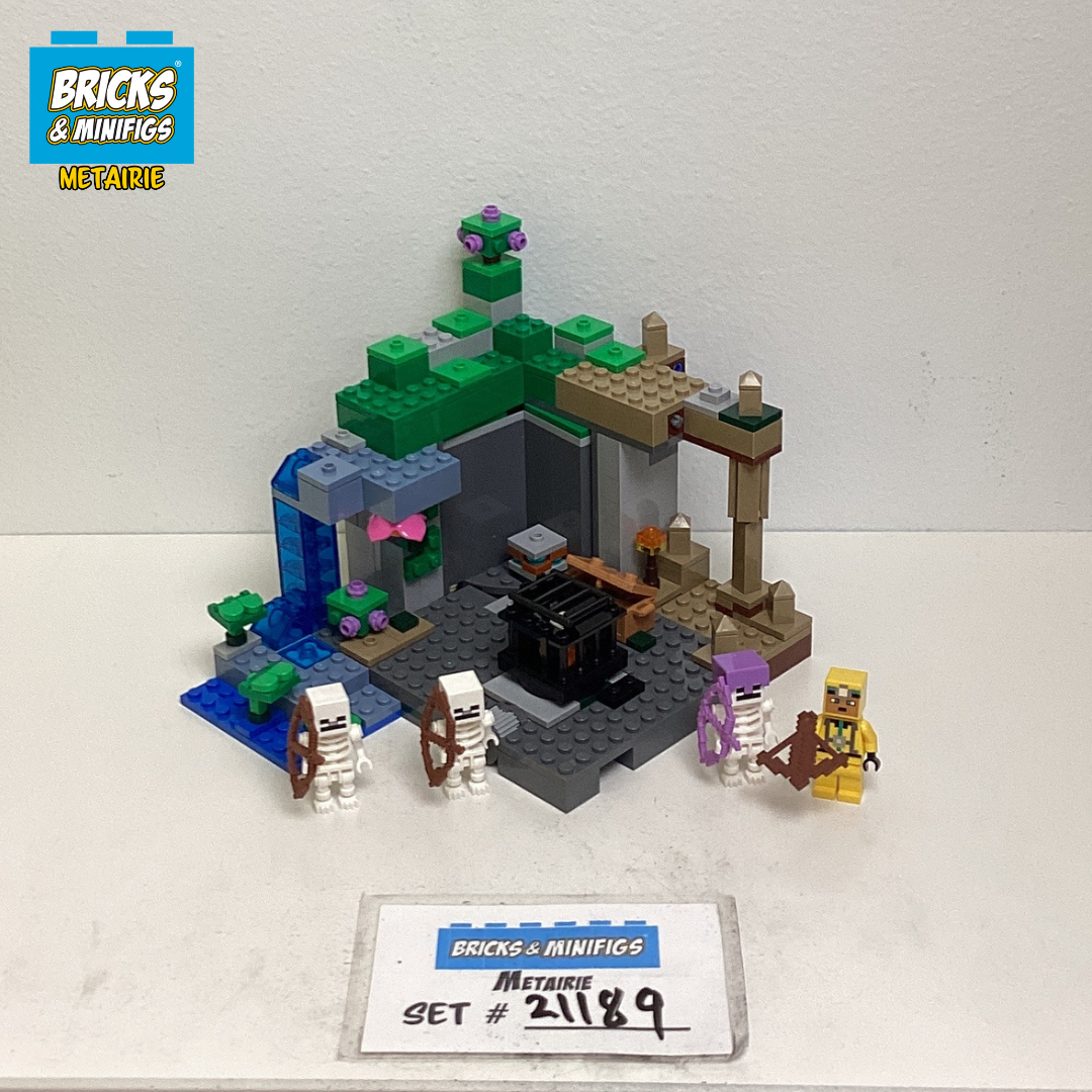 21189 The Skeleton Dungeon (U) product image 1, provided for visual reference and product detail review