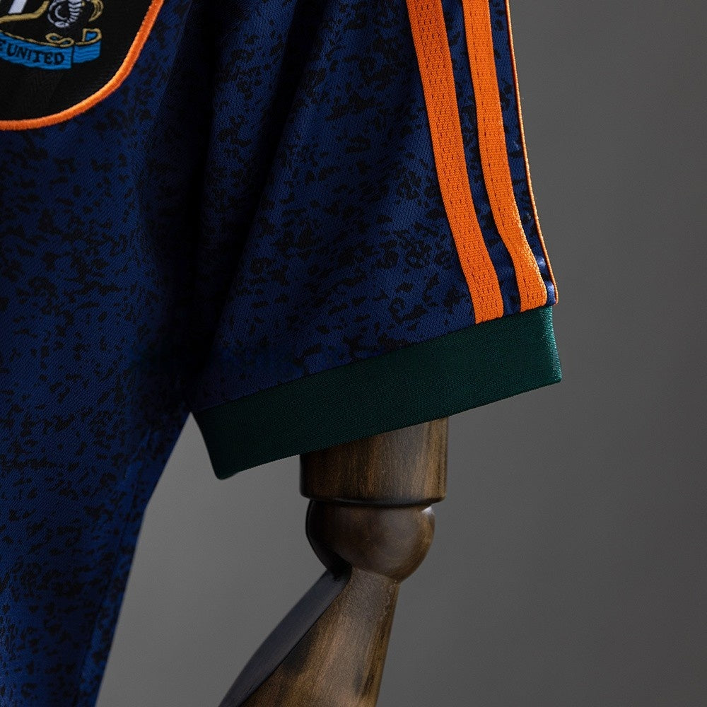 Newcastle United Jersey 1997-98 Away Retro Kit product image 3