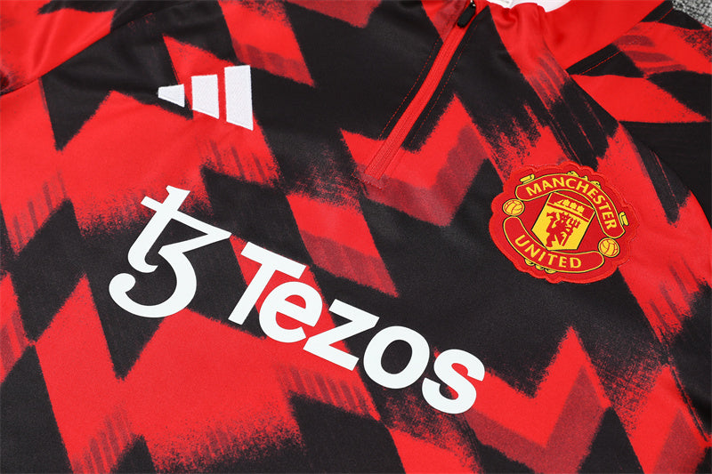 Manchester United Training Tracksuits 25/26 Football Kit product image 4