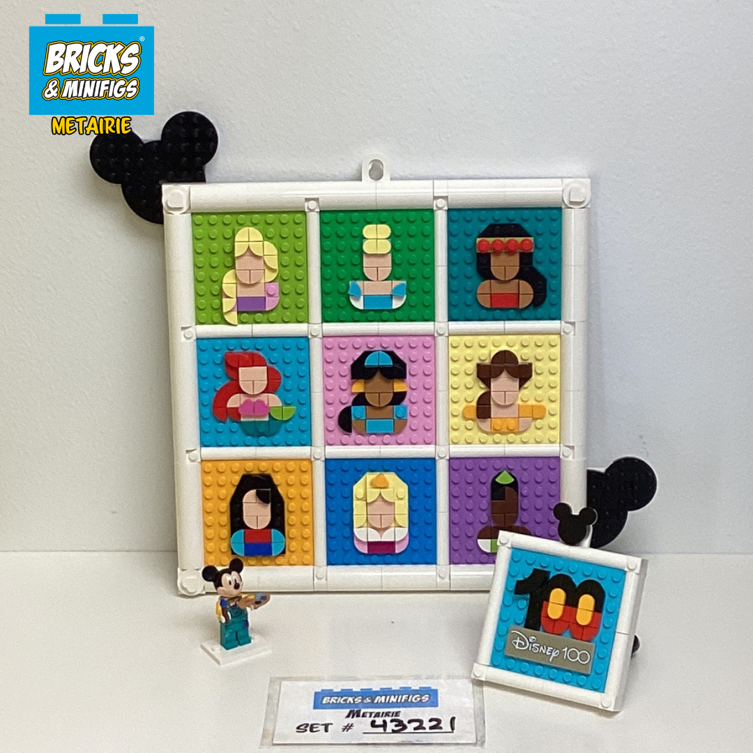 43221 100 Years of Disney Animation Icons (U) product image 1, provided for visual reference and product detail review