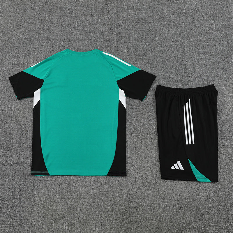 Liverpool Training Tracksuits 25/26 Football Kit Soccer product image 3