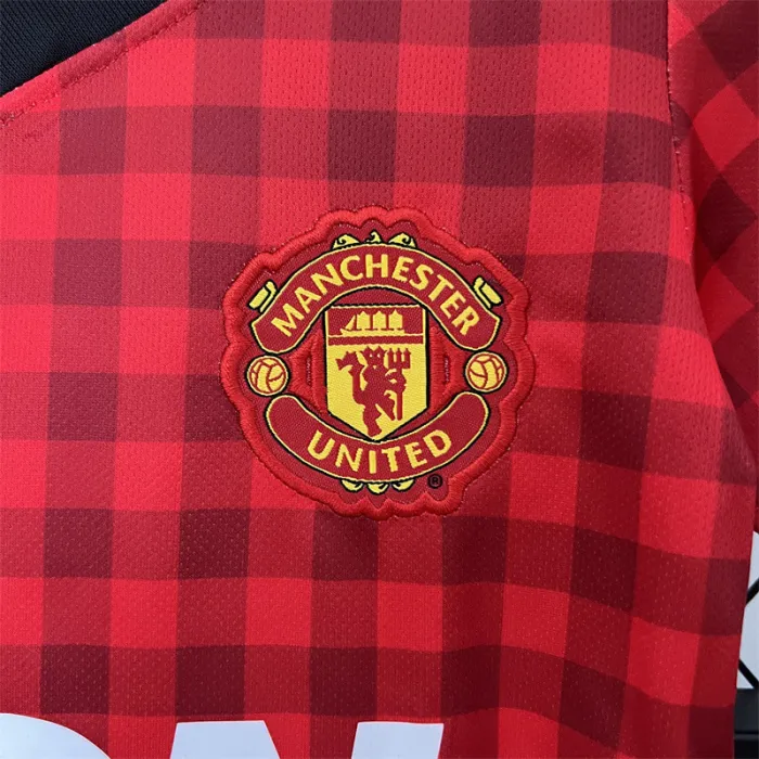 Retro Kids Manchester United Home Jersey 12/13 product image 4