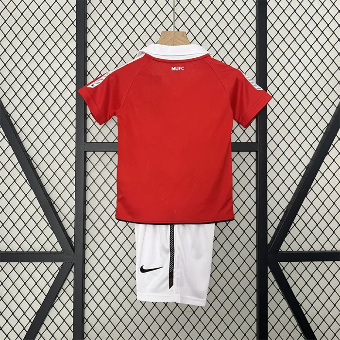Retro Kids Manchester United Home Jersey 10/11 product image 9