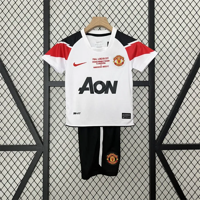 Retro Kids Manchester United Away Jersey 10/11 product image 1
