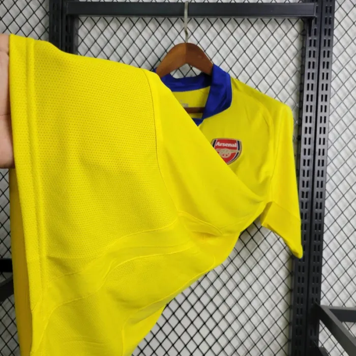 Arsenal Jersey Away kit 03/05 Retro product image 5