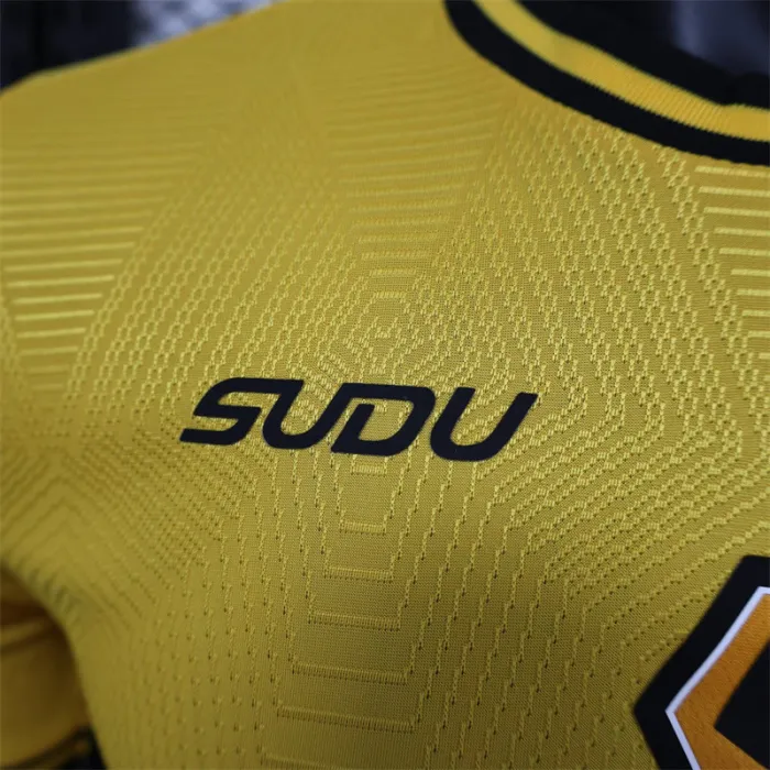 Player Version Wolves Home Jersey 24/25 Football Kit product image 4