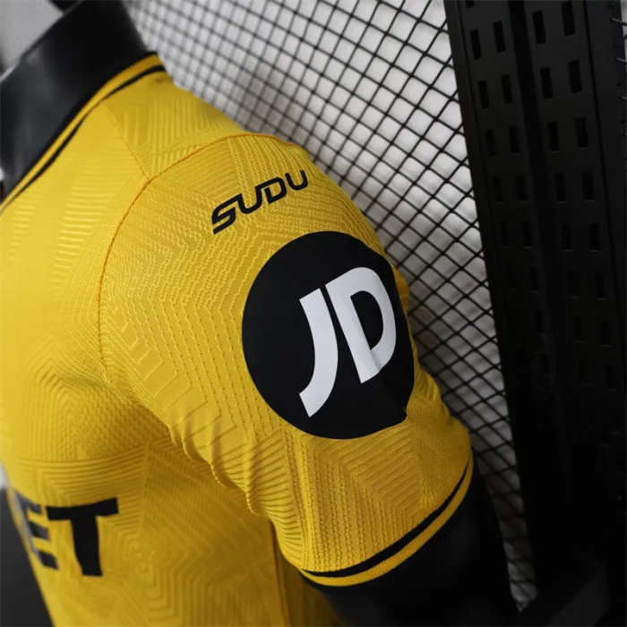 Player Version Wolves Home Jersey 24/25 Football Kit product image 5