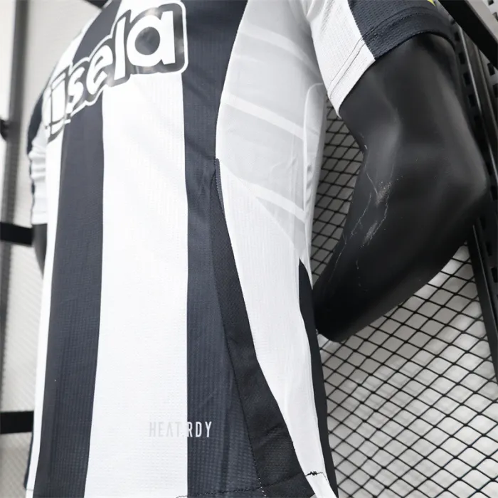 Player Version Newcastle United Home Kit 24/25 Football product image 7