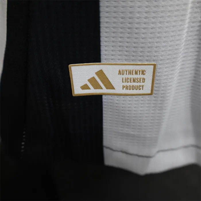 Player Version Newcastle United Home Kit 24/25 Football product image 9