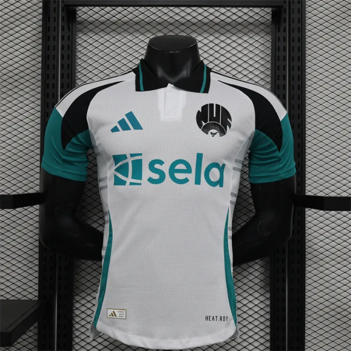 Player Version Newcastle United Third Kit 24/25 Football product image 1